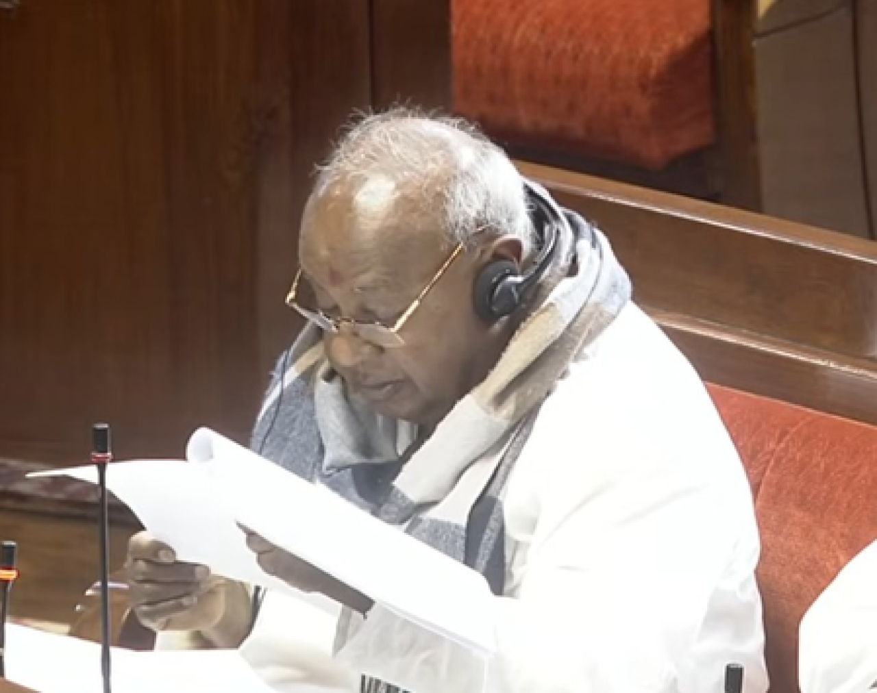 देवगौड़ा ने केंद्रीय बजट की सराहना की, रोजगार और विकास पर जोर दिया