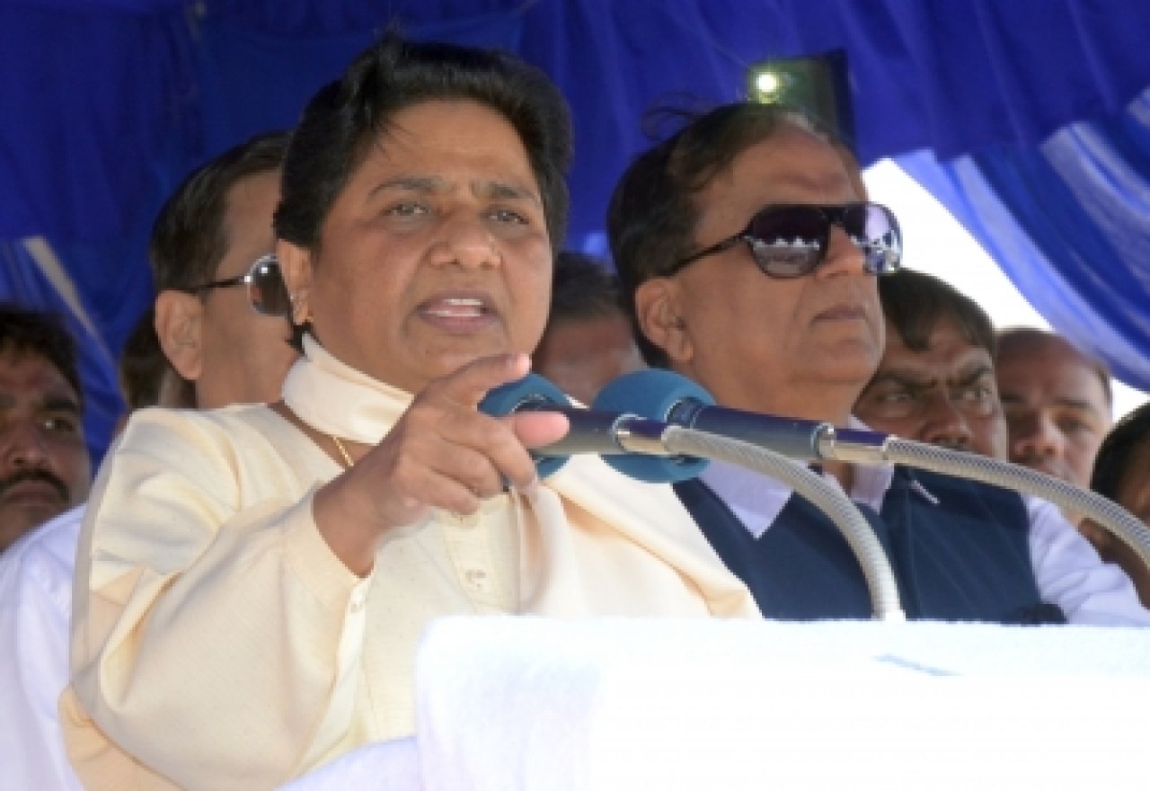 कांशीराम जयंती पर मायावती ने दी श्रद्धांजलि, बसपा आंदोलन से जुड़ने का आह्वान