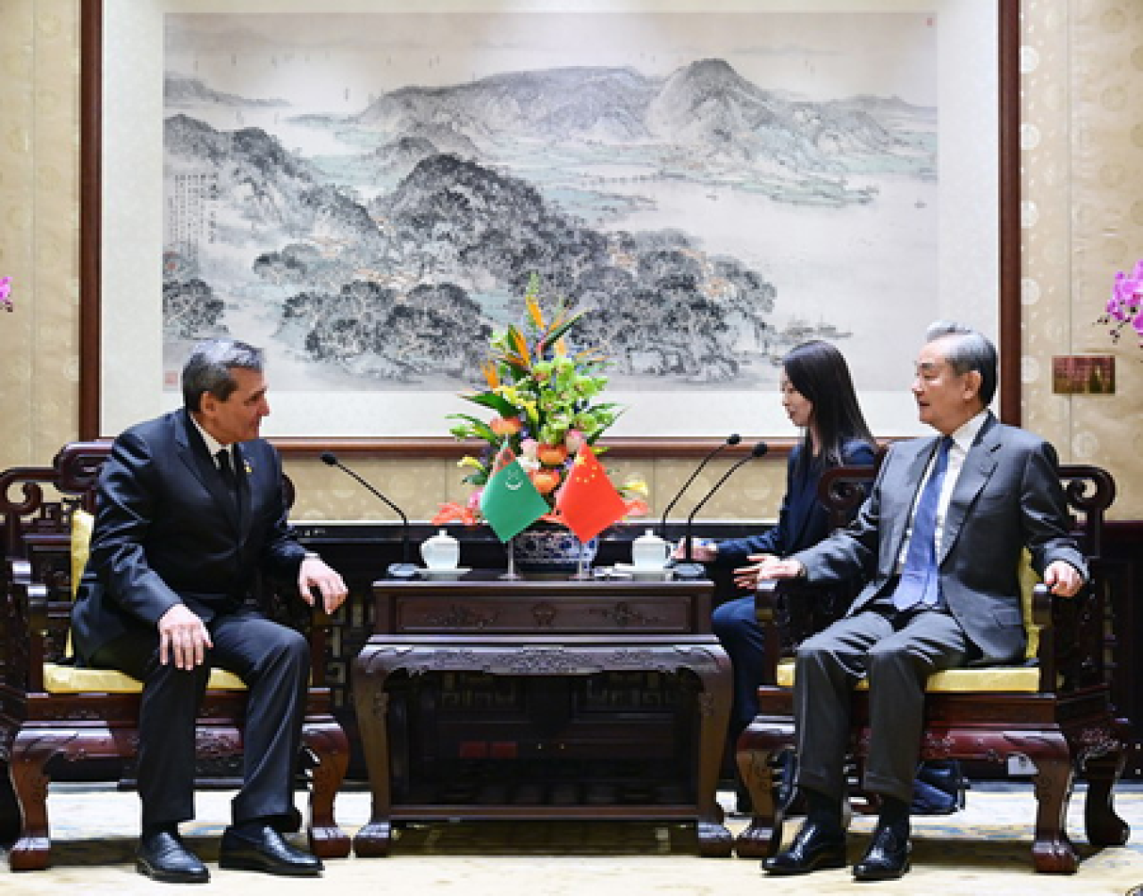 चीनी विदेश मंत्री की तुर्कमेनिस्तान के उप प्रधानमंत्री से मुलाकात