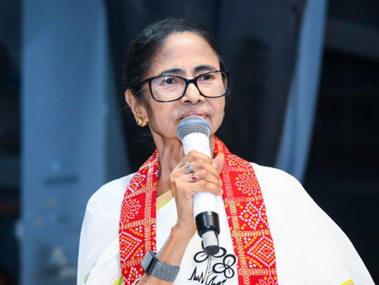 भवानीपुर में सुरजीत रॉय की नियुक्ति पर टीएमसी की आपत्ति