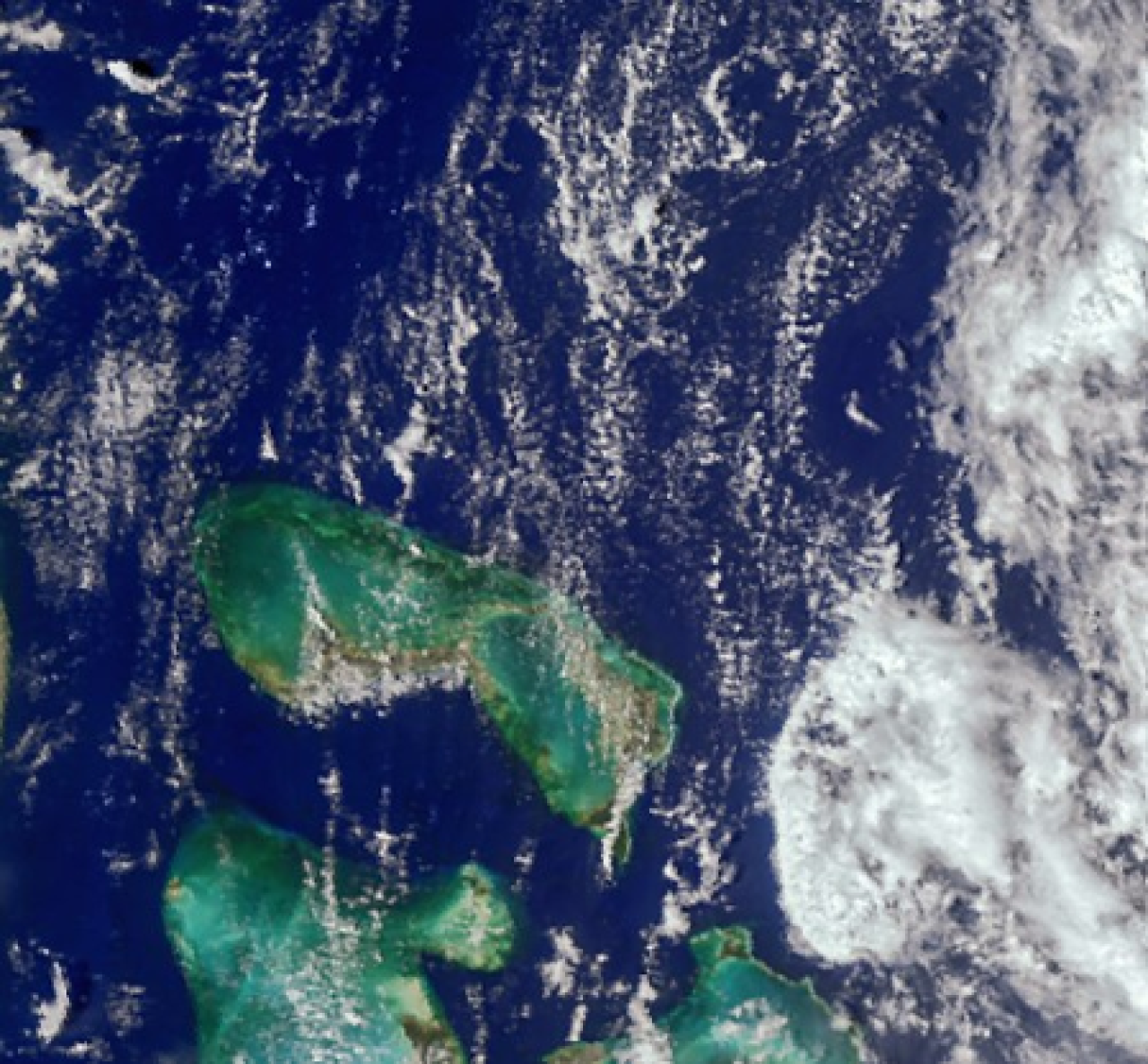 महासागरों के रंगों का रहस्य: वैज्ञानिकों की नई खोज महासागरों के रंगों का रहस्य: वैज्ञानिकों की नई खोज