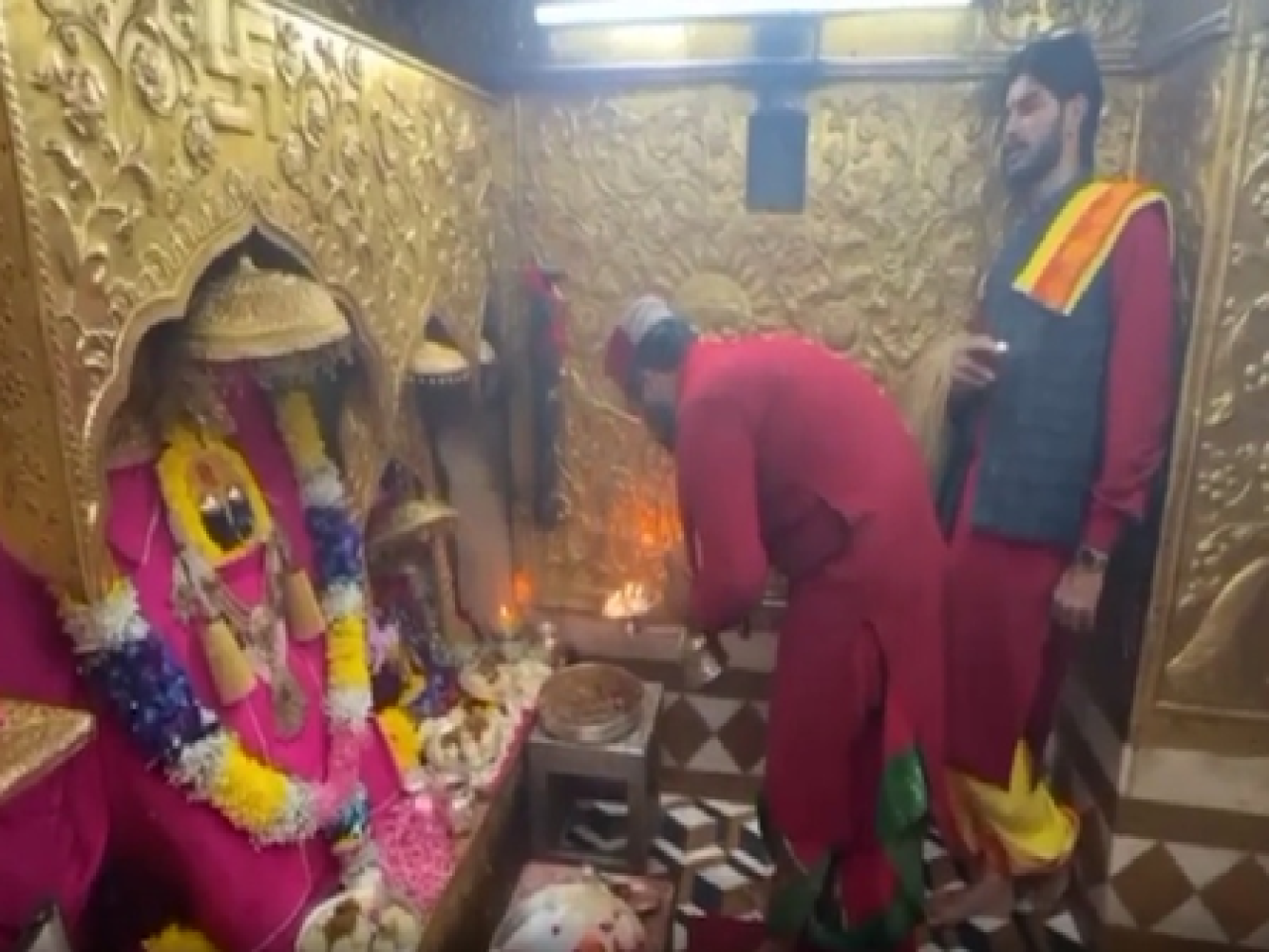 मां बगलामुखी और नैना देवी मंदिर में भक्तों की भारी भीड़